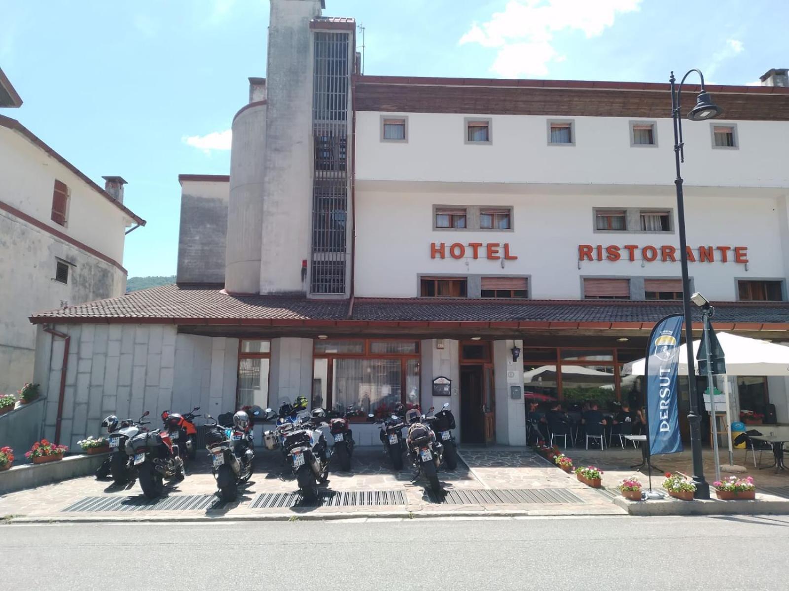 אמפצו Bike & Bikers Hotel Restaurant מראה חיצוני תמונה