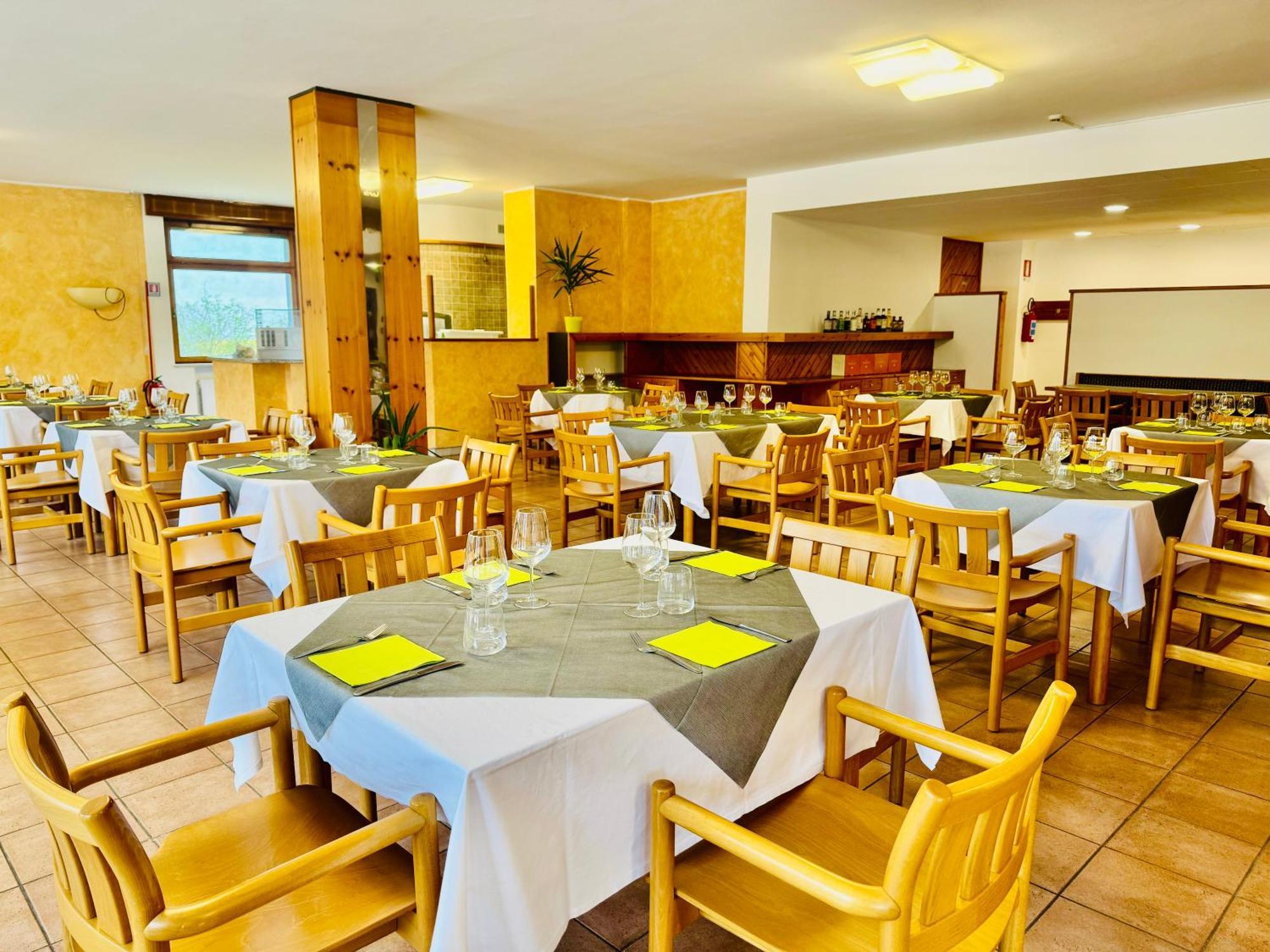 אמפצו Bike & Bikers Hotel Restaurant מראה חיצוני תמונה